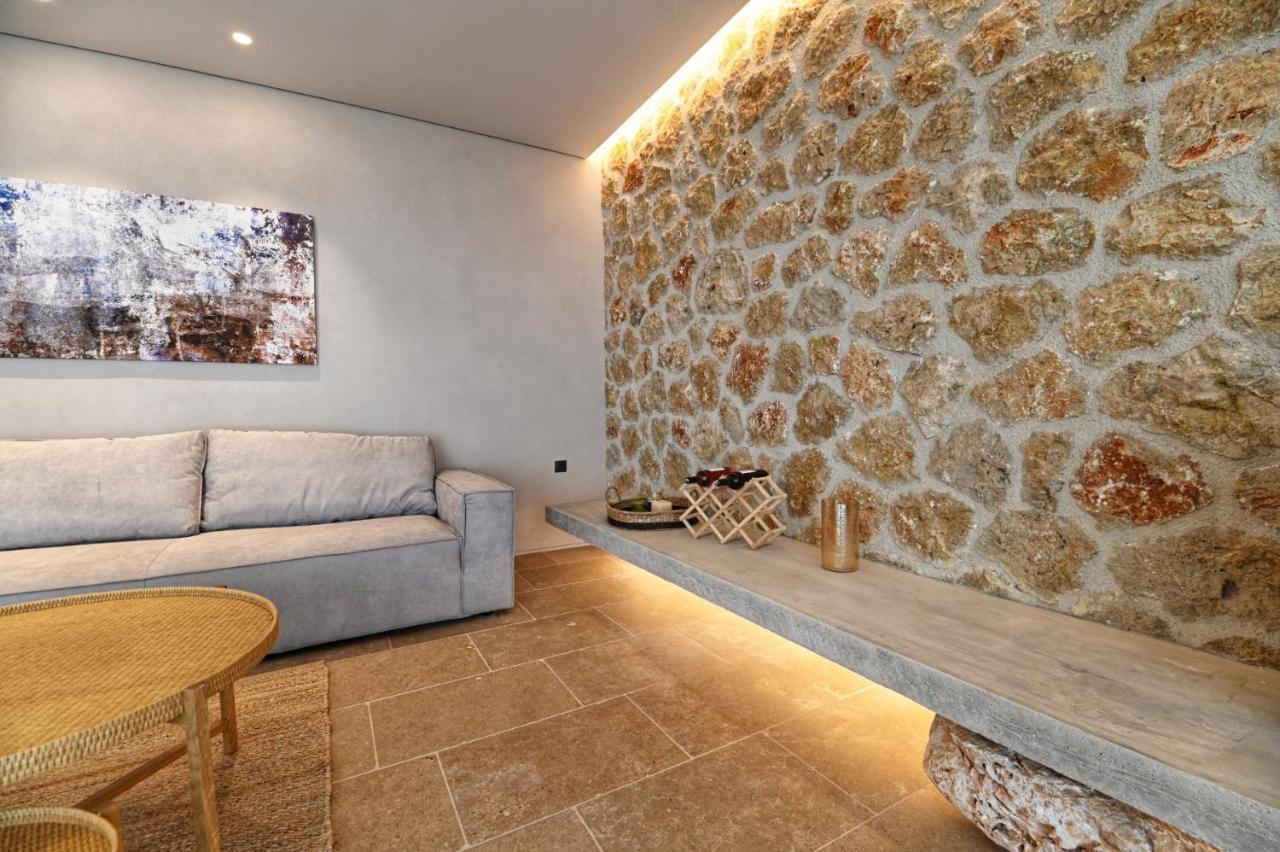 Blooms Of Sivota Bay - Luxury Villas With Private Heated Pool ภายนอก รูปภาพ