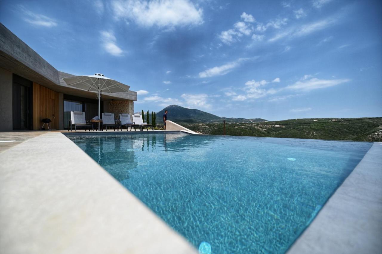 Blooms Of Sivota Bay - Luxury Villas With Private Heated Pool ภายนอก รูปภาพ