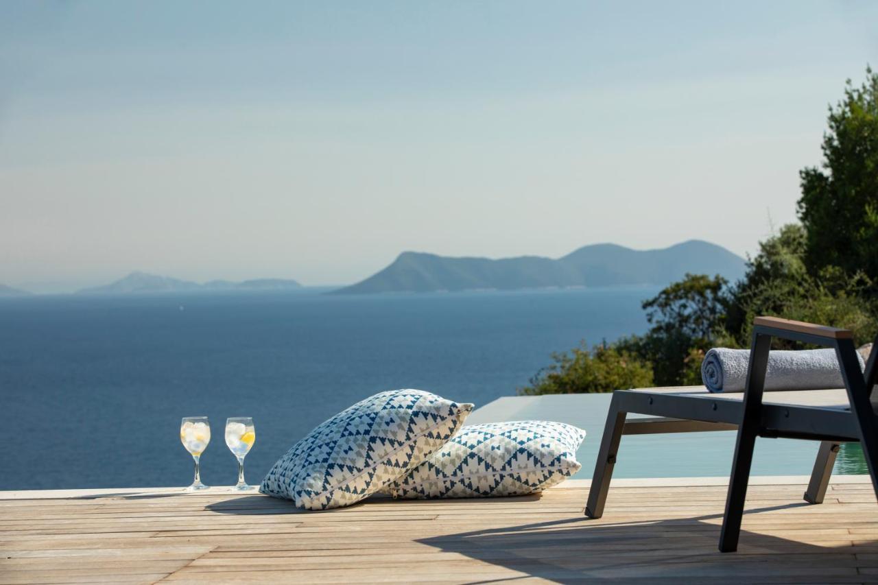 Blooms Of Sivota Bay - Luxury Villas With Private Heated Pool ภายนอก รูปภาพ