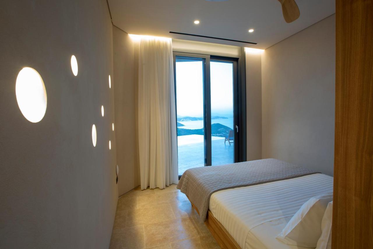 Blooms Of Sivota Bay - Luxury Villas With Private Heated Pool ภายนอก รูปภาพ