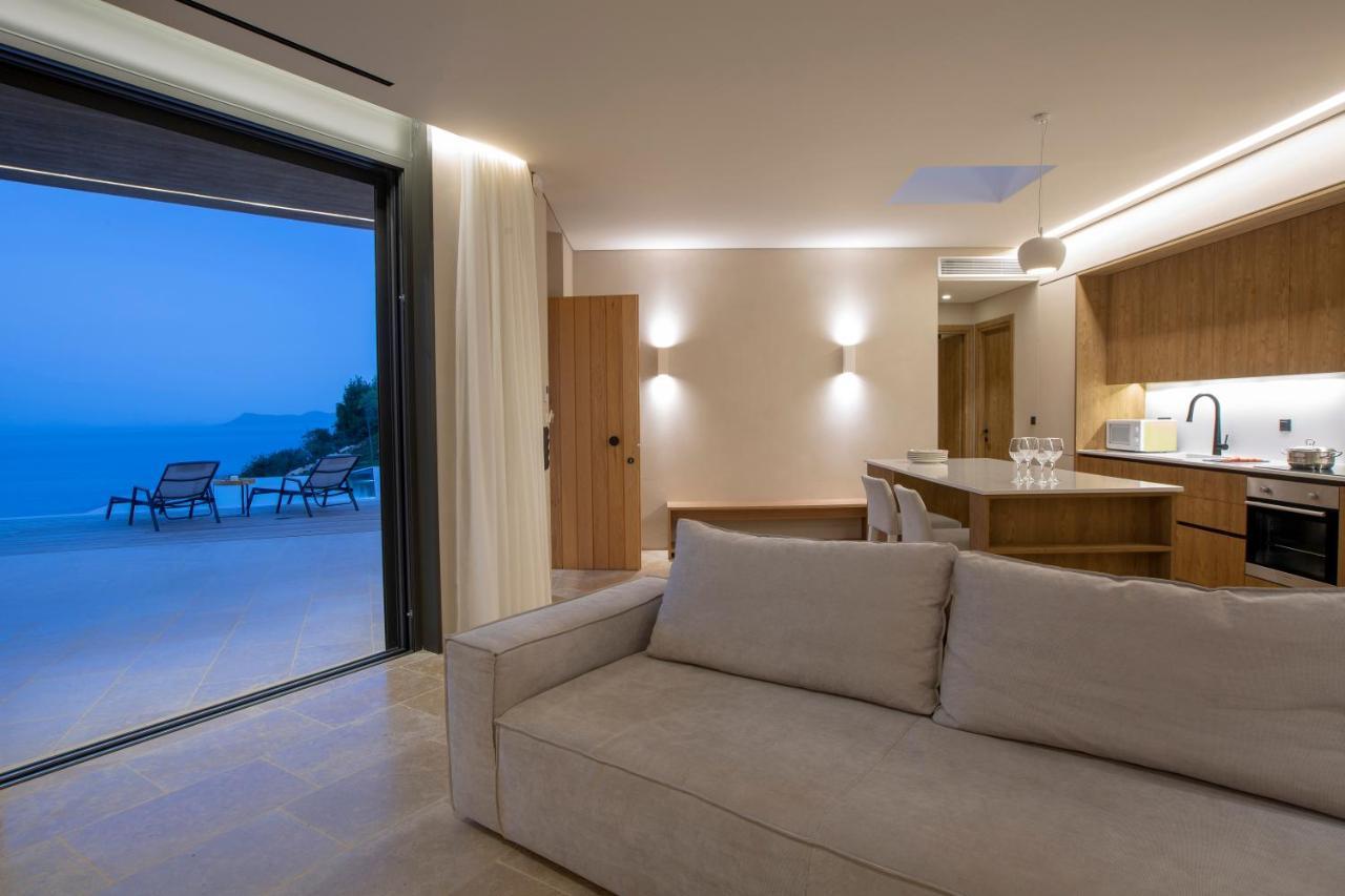 Blooms Of Sivota Bay - Luxury Villas With Private Heated Pool ภายนอก รูปภาพ