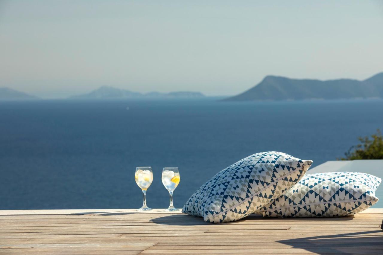 Blooms Of Sivota Bay - Luxury Villas With Private Heated Pool ภายนอก รูปภาพ